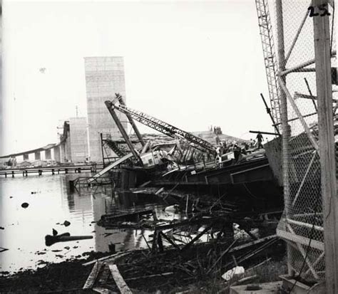 what caused the west gate bridge collapse